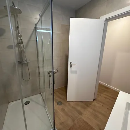 4 Seasons Marinha das Ondas